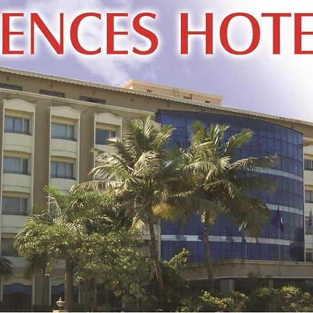 Kences Hotel -Opp Apsrtc Bus Stand تيروباتي المظهر الخارجي الصورة
